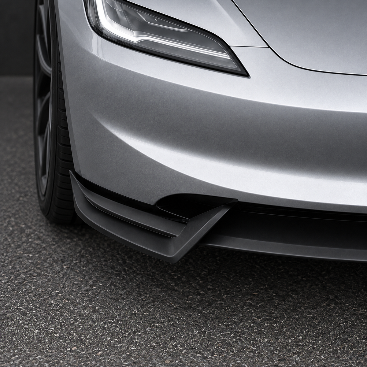 Angular corner and inner wing of the matte-black Highland front splitter